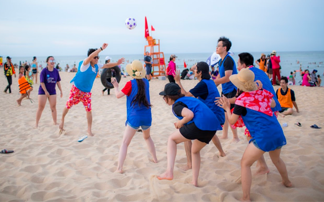 Tổ chức team building biển uy tín, chuyên nghiệp, giá tốt nhất